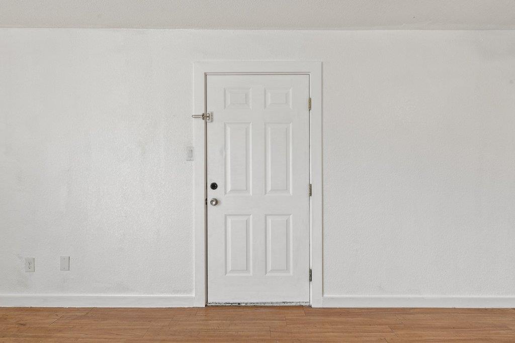 300 E Croslin St # 106, Austin, TX 78752