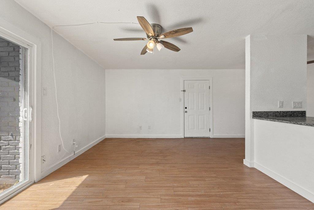 300 E Croslin St # 106, Austin, TX 78752