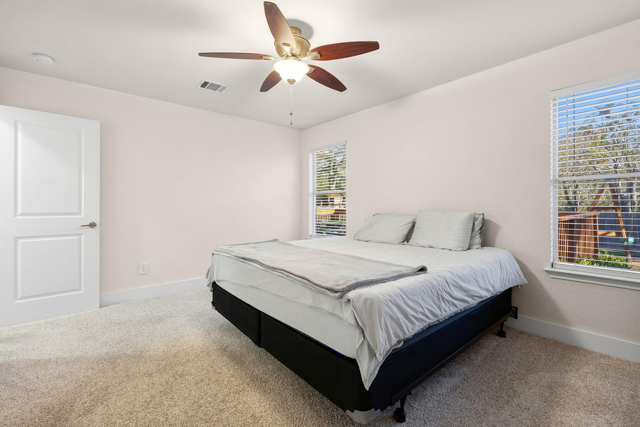 1002 Moser River Dr, Leander, TX 78641