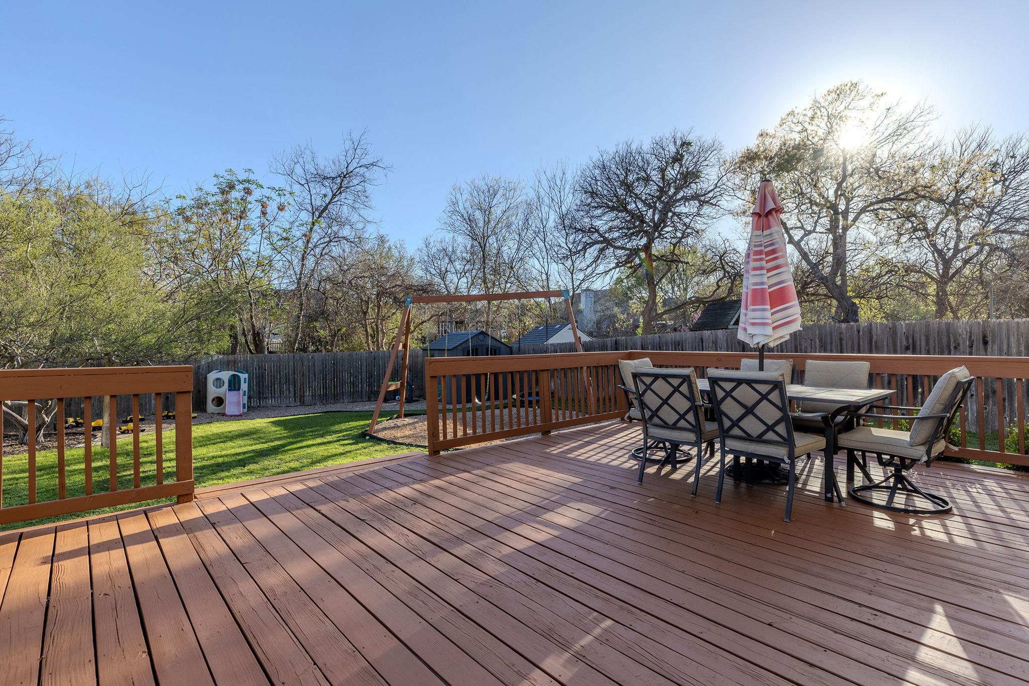 1002 Moser River Dr, Leander, TX 78641