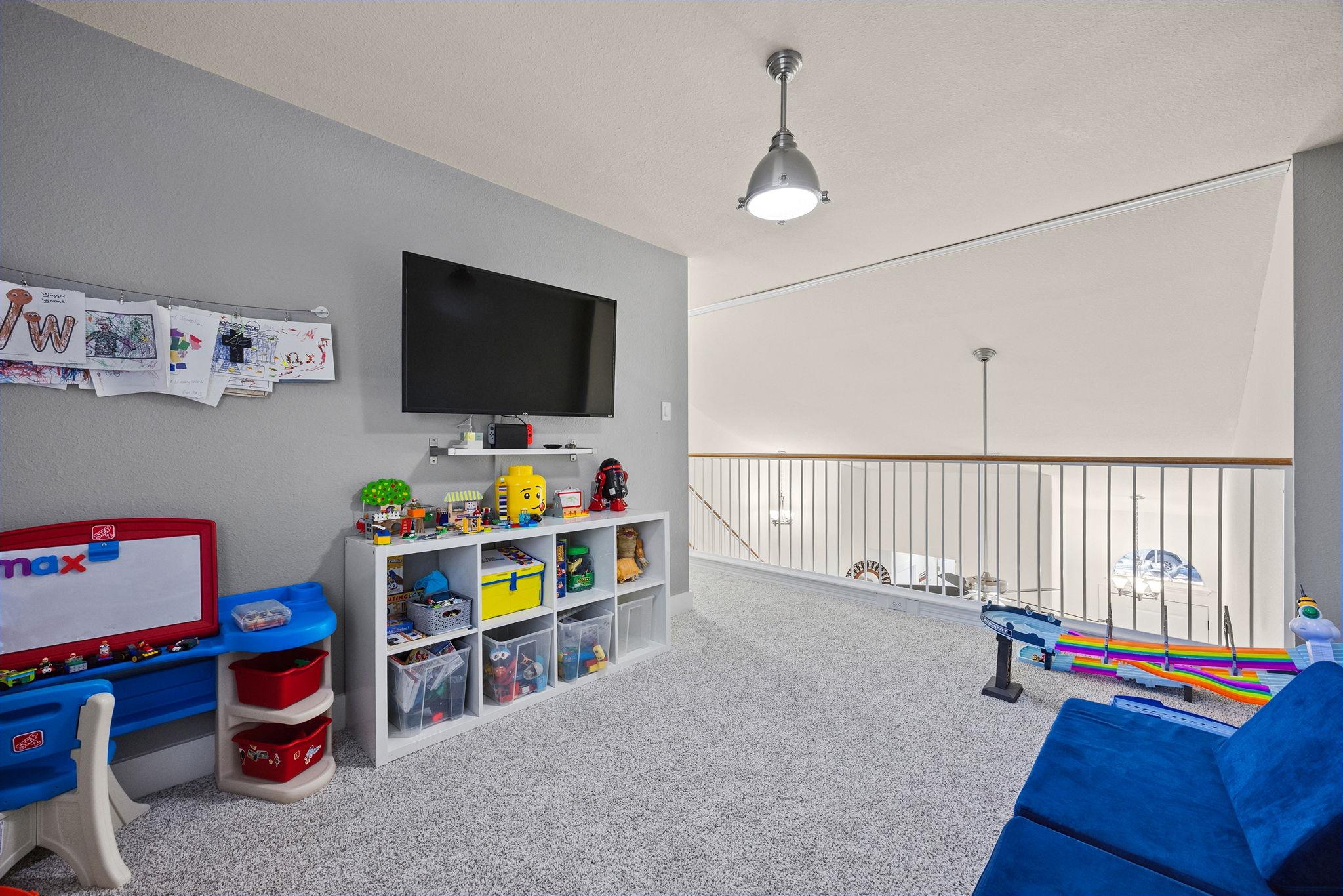 1002 Moser River Dr, Leander, TX 78641