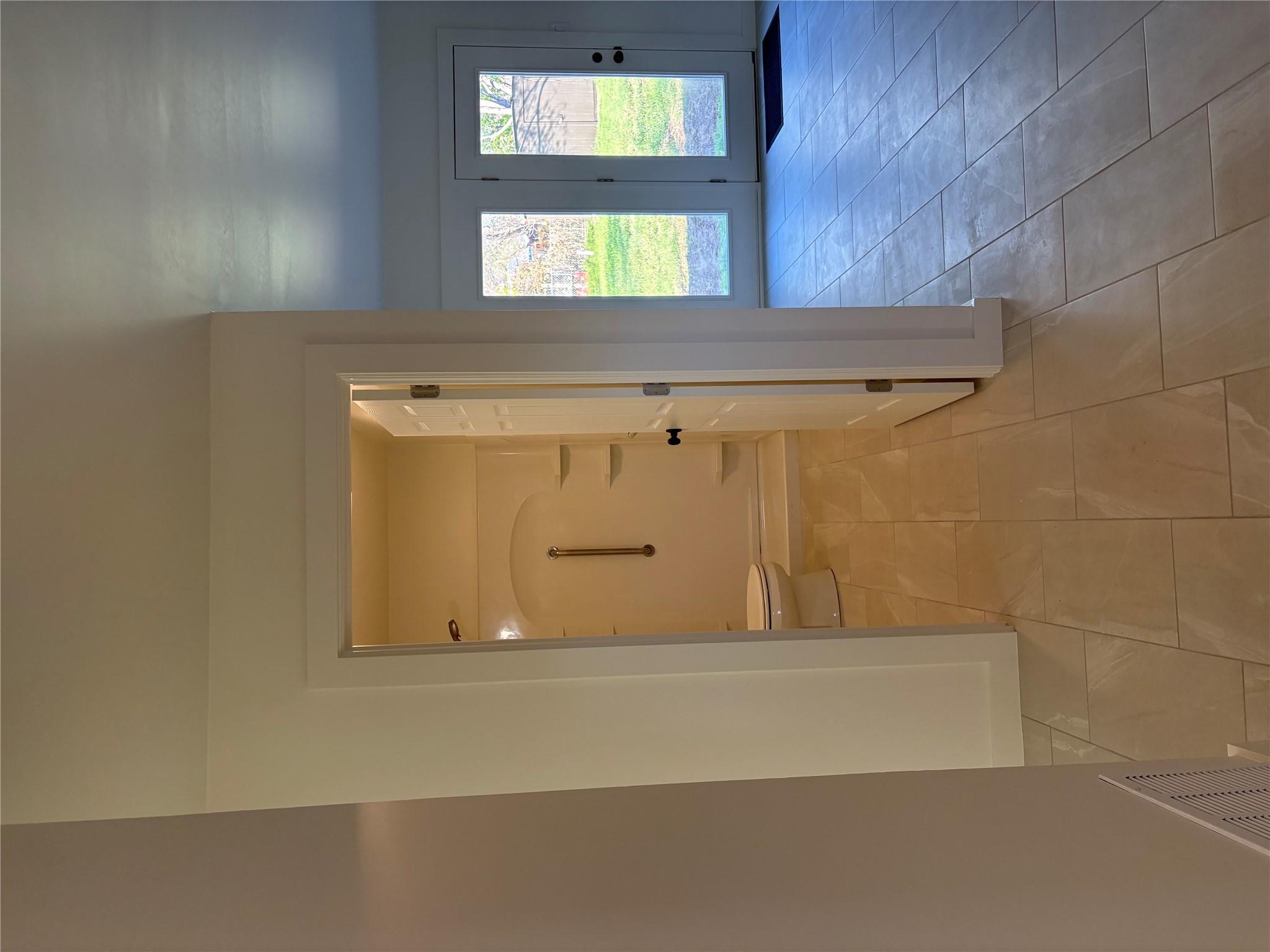 1203 Hackberry Dr, Marble Falls, TX 78654