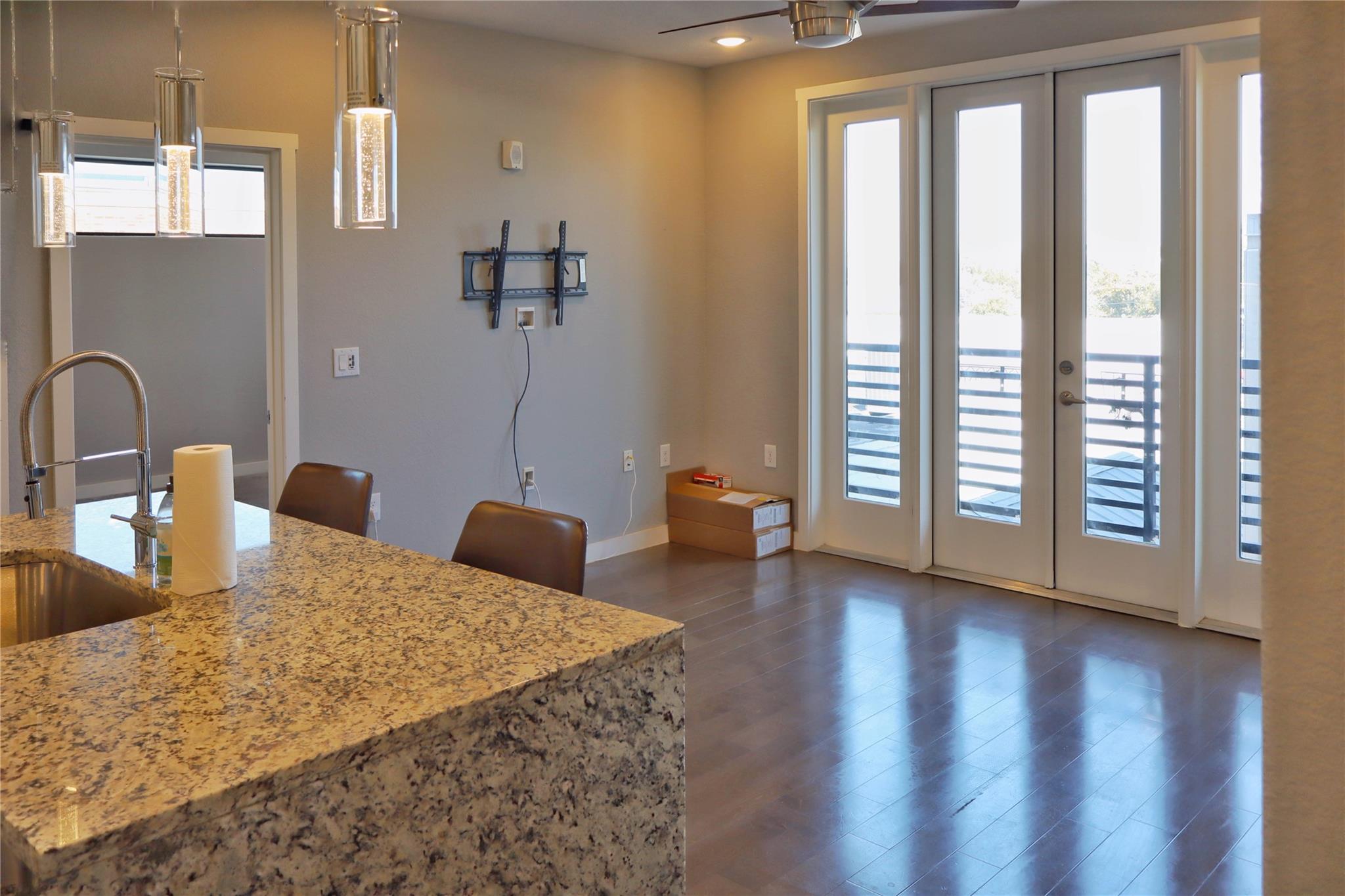 810 S Rock St # 202, Georgetown, TX 78626