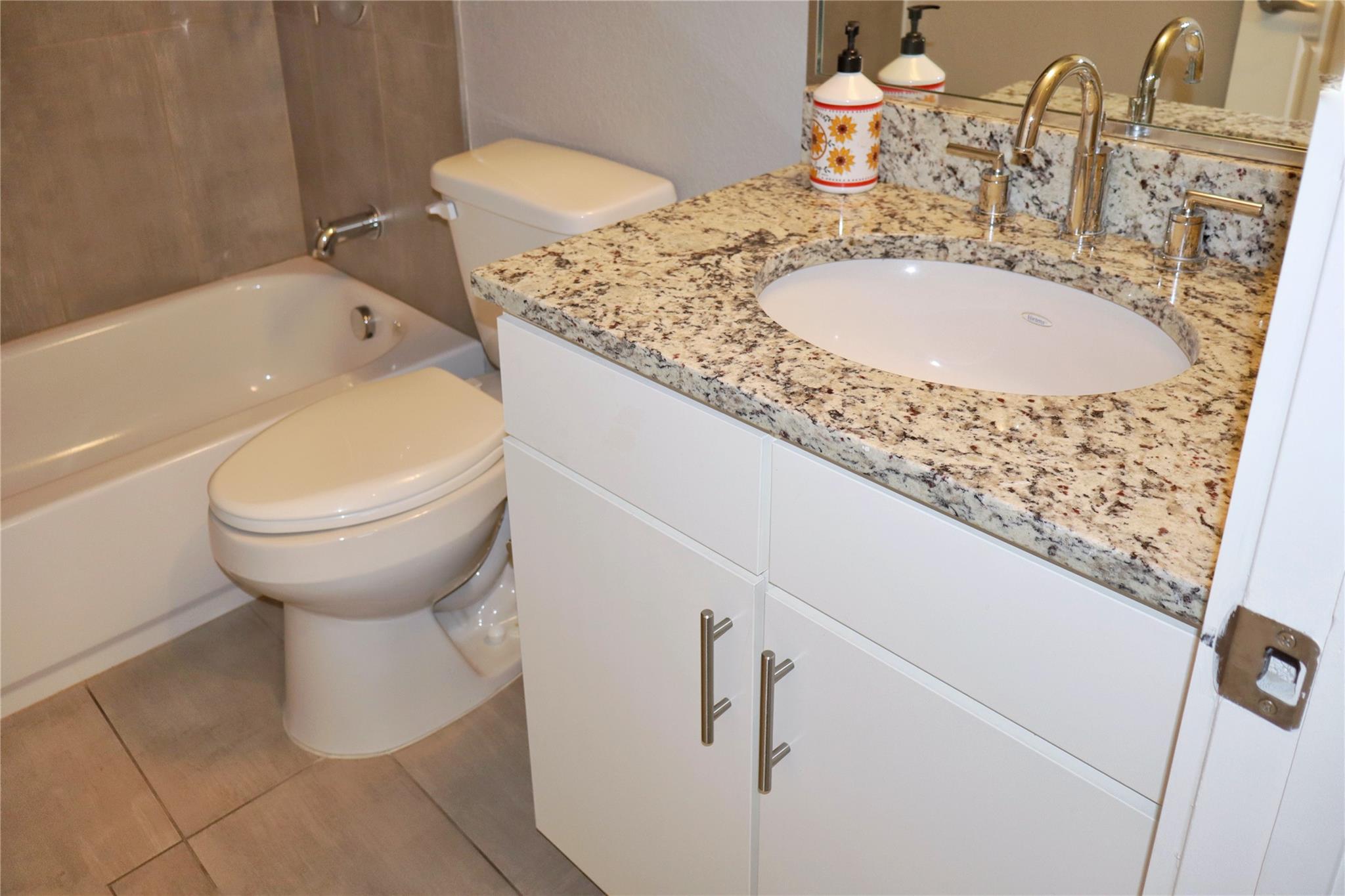 810 S Rock St # 202, Georgetown, TX 78626