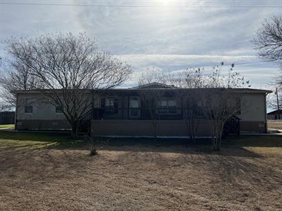 99 Roots Rd, Martindale, TX 78655