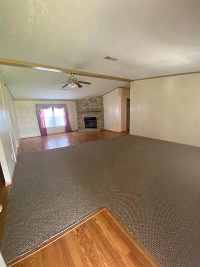 99 Roots Rd, Martindale, TX 78655