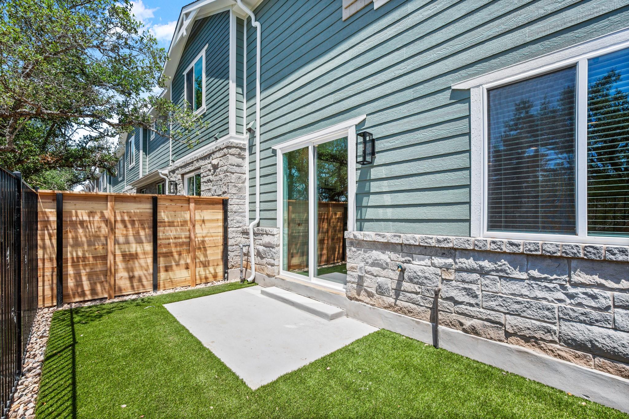 17119 Homestead Haven Dr, Bee Cave, TX 78738