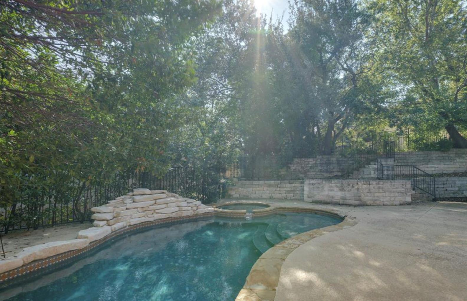 11629 Woodland Hills Trl, Austin, TX 78732