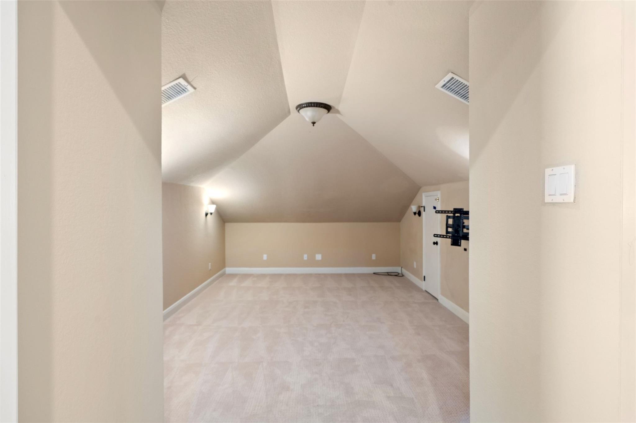 11629 Woodland Hills Trl, Austin, TX 78732