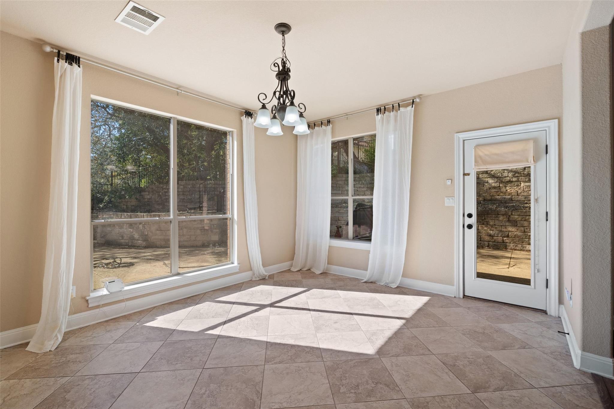 11629 Woodland Hills Trl, Austin, TX 78732