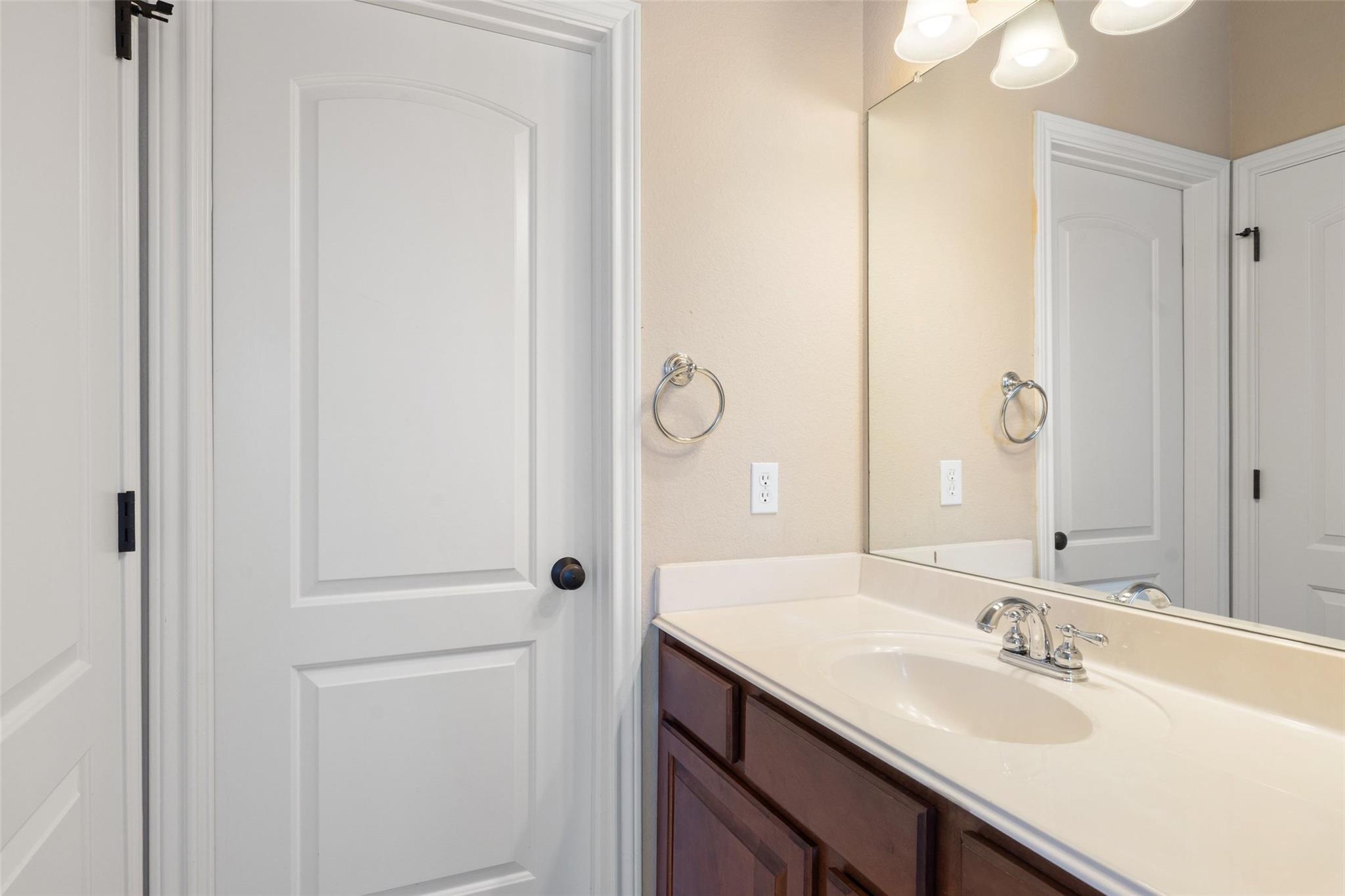 11629 Woodland Hills Trl, Austin, TX 78732