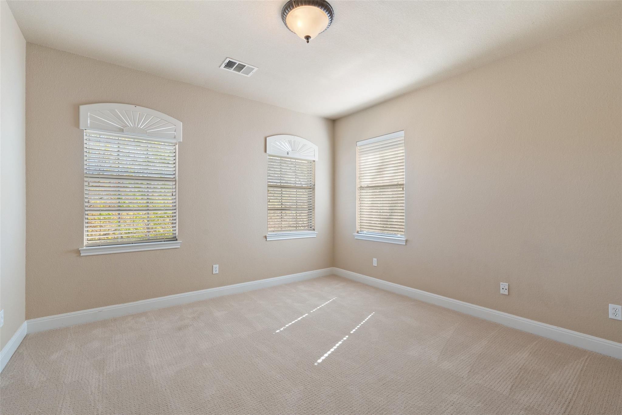 11629 Woodland Hills Trl, Austin, TX 78732