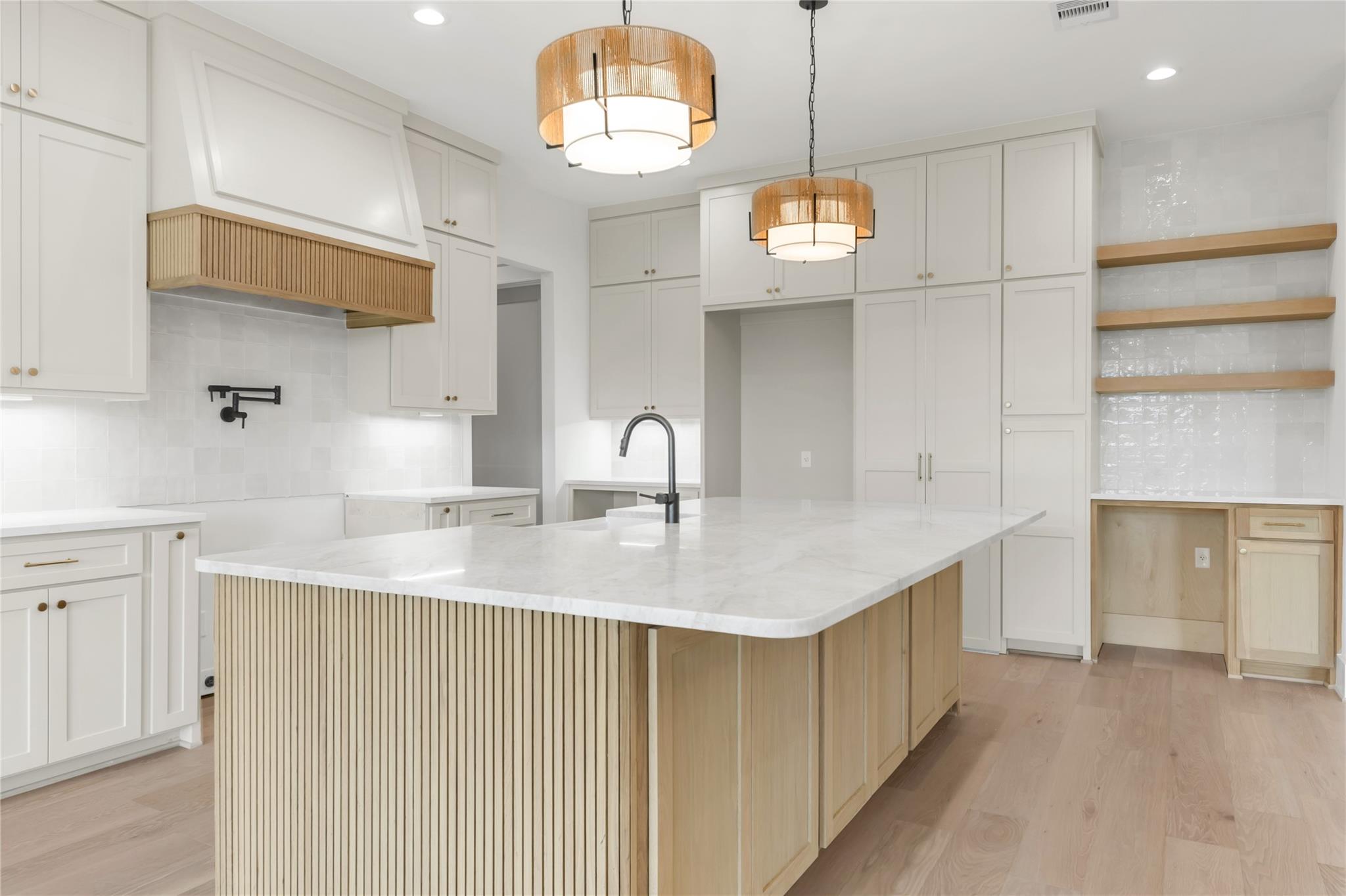 10370 Pecan Grove Ct, Chappell Hill, TX 77426