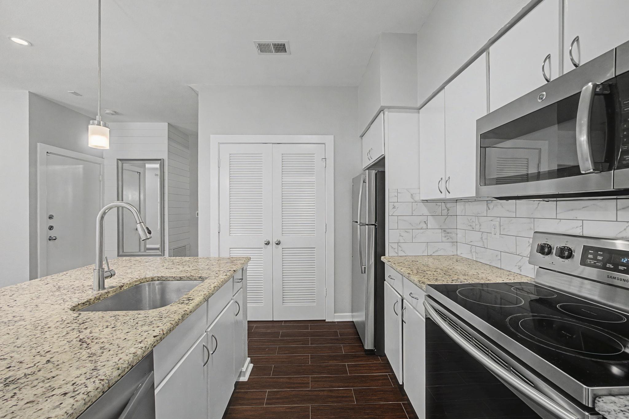 1201 Grove Blvd # 2304, Austin, TX 78741