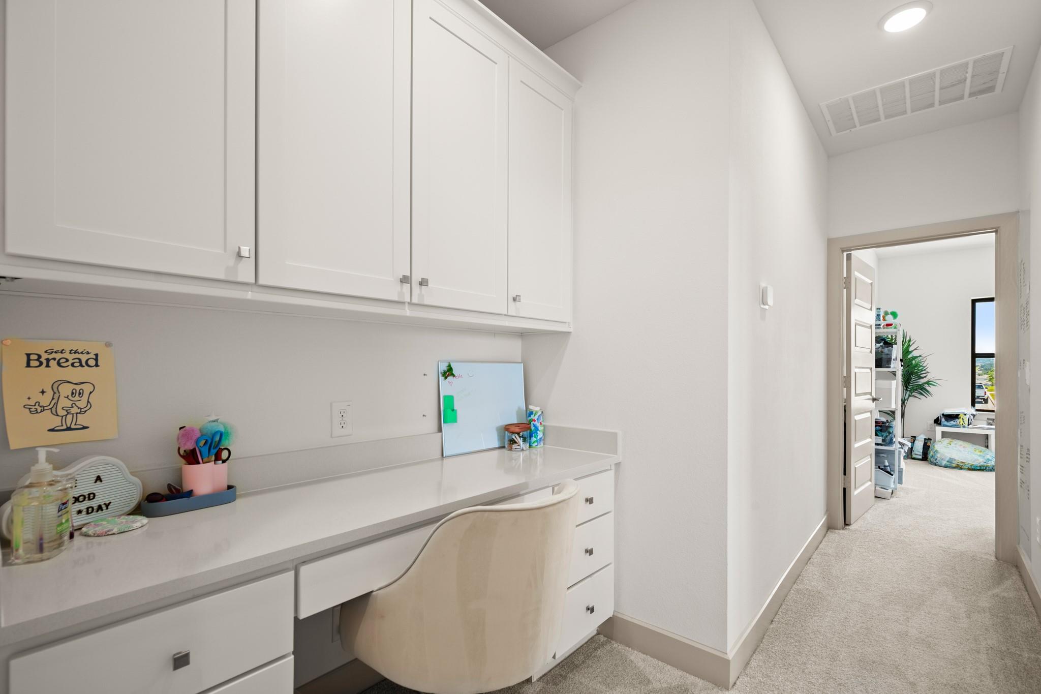 900 Bristol Creek Bnd, Austin, TX 78738