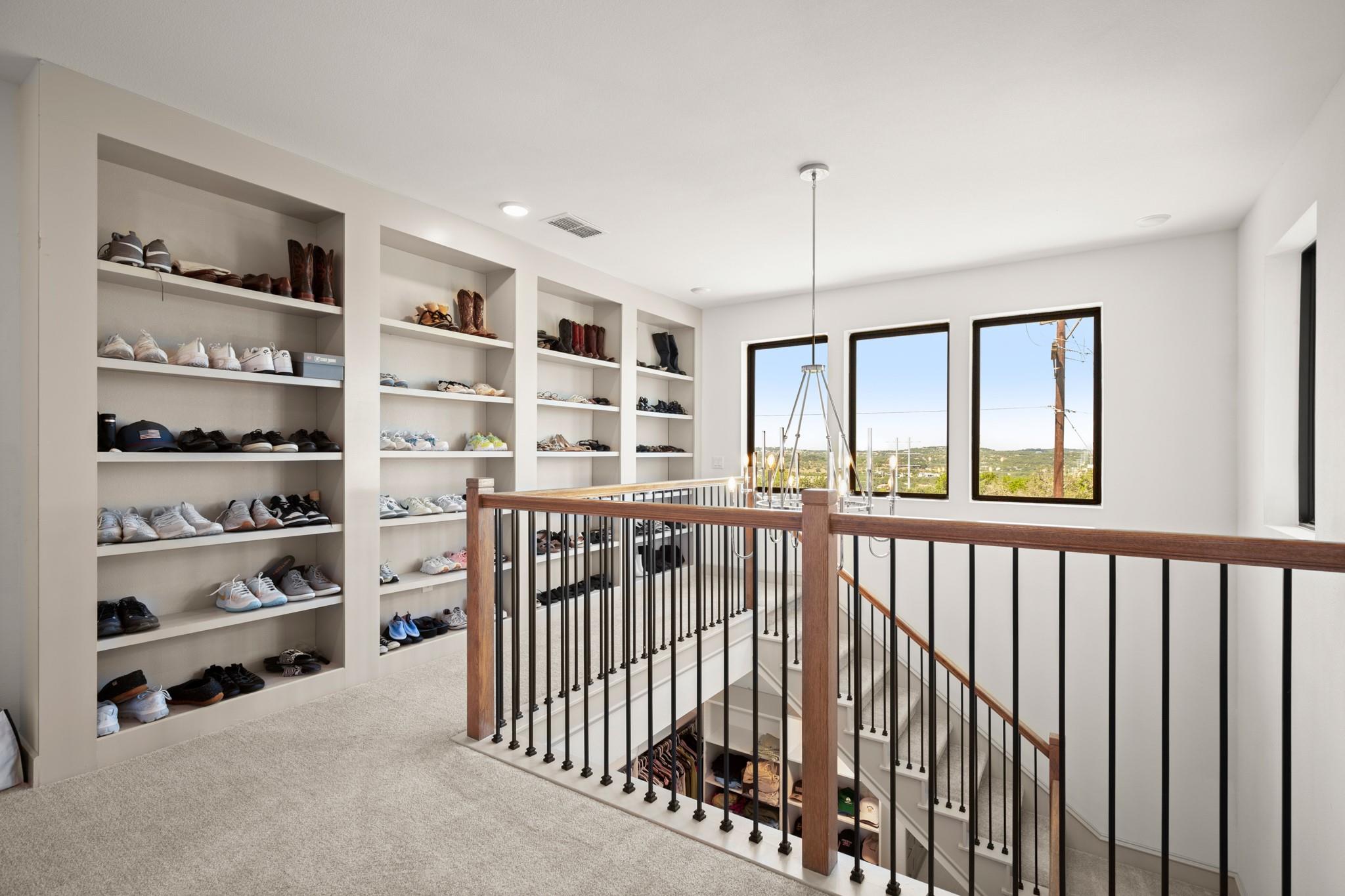 900 Bristol Creek Bnd, Austin, TX 78738