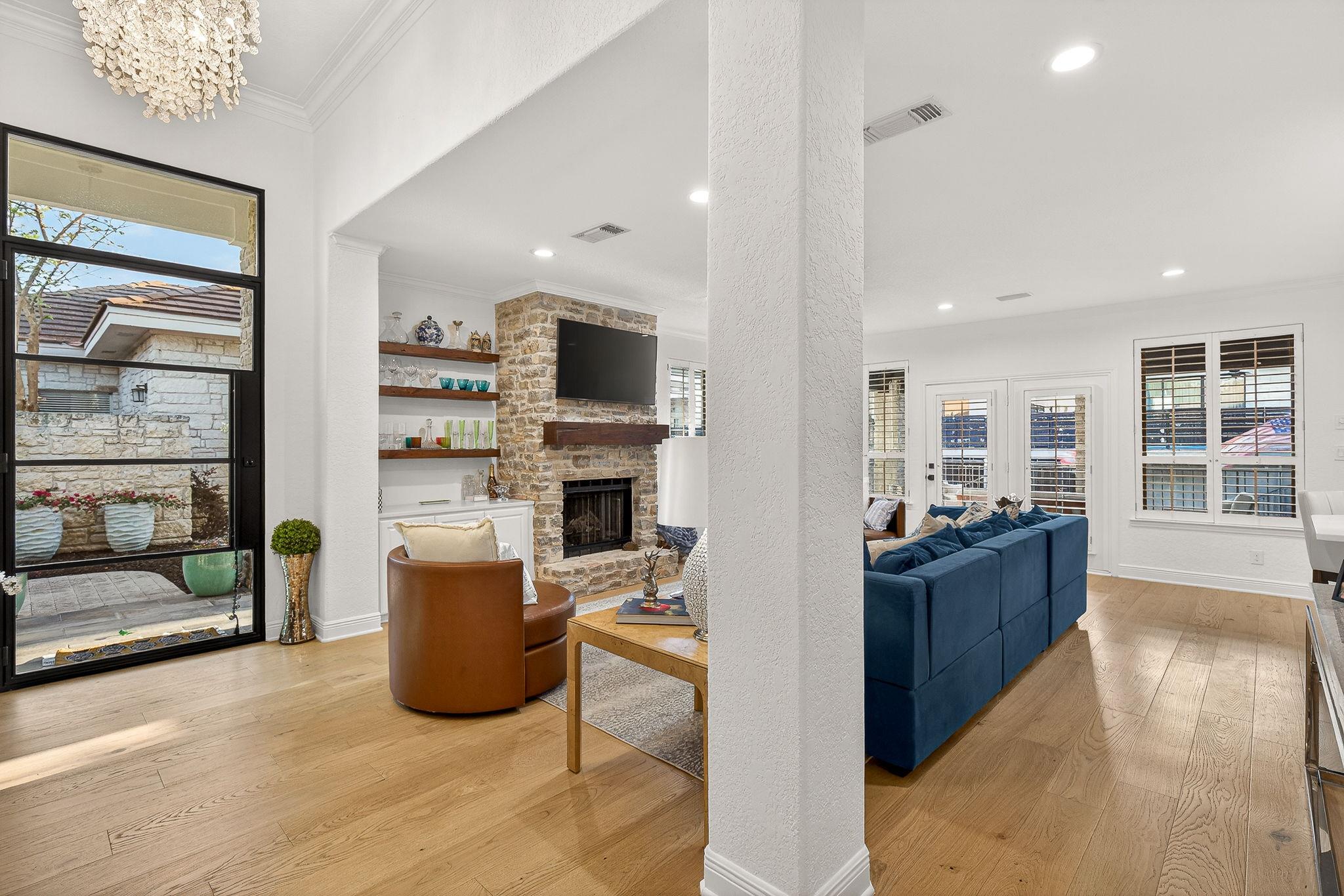 402 Horseshoe Bay North Blvd, Horseshoe Bay, TX 78657