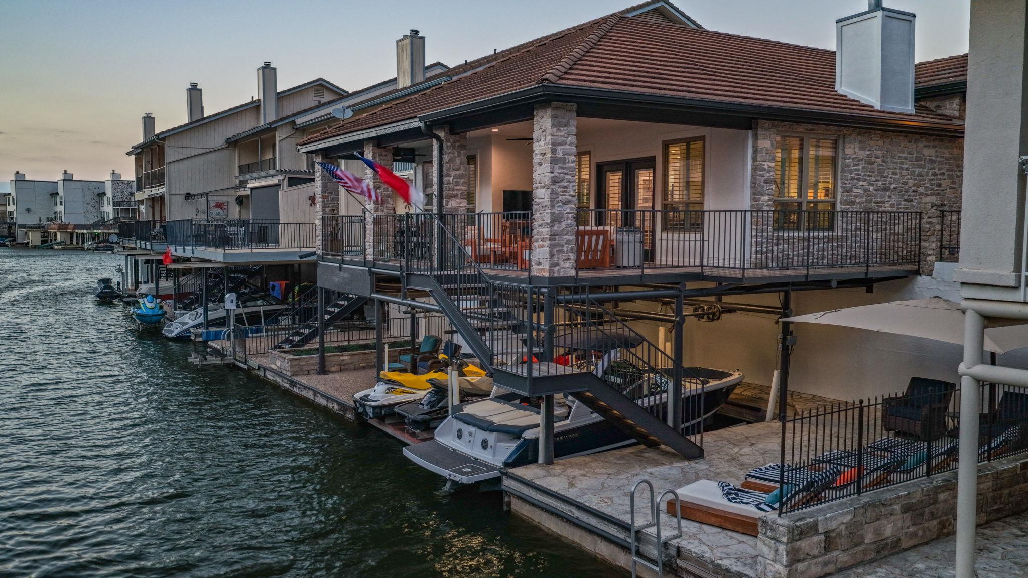 402 Horseshoe Bay North Blvd, Horseshoe Bay, TX 78657