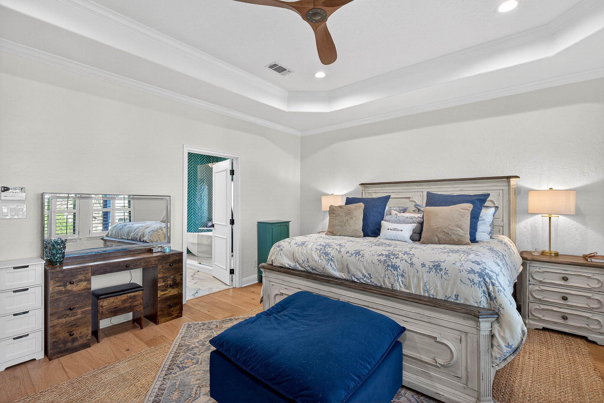 402 Horseshoe Bay North Blvd, Horseshoe Bay, TX 78657