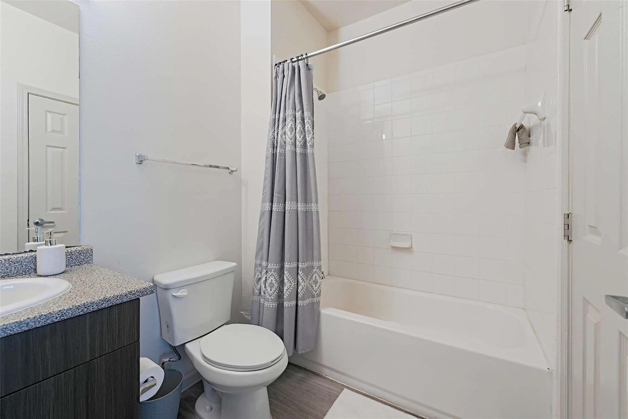 5605 Springdale Rd # 2-2-2201, Austin, TX 78723