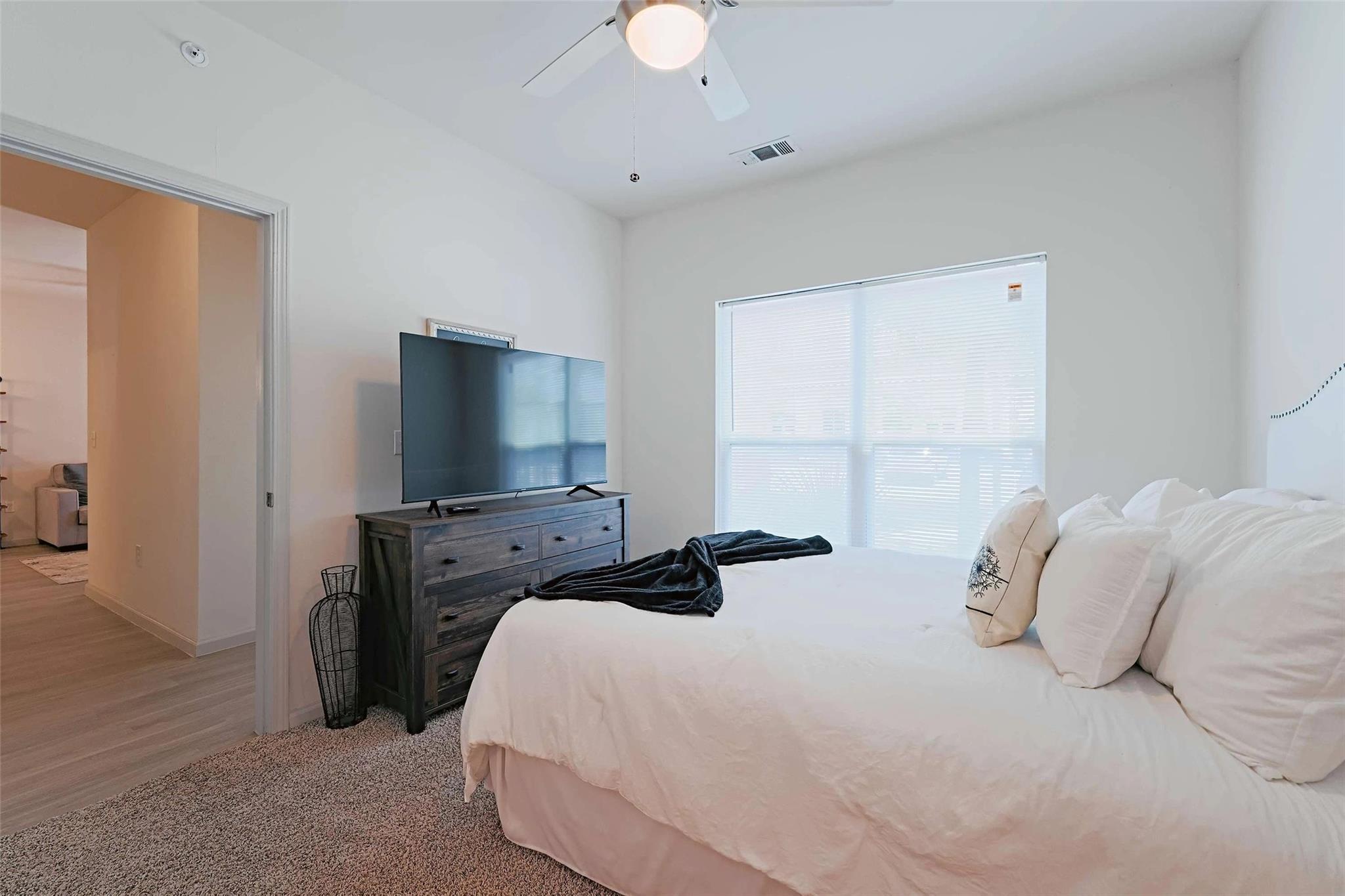 5605 Springdale Rd # 2-2-2201, Austin, TX 78723