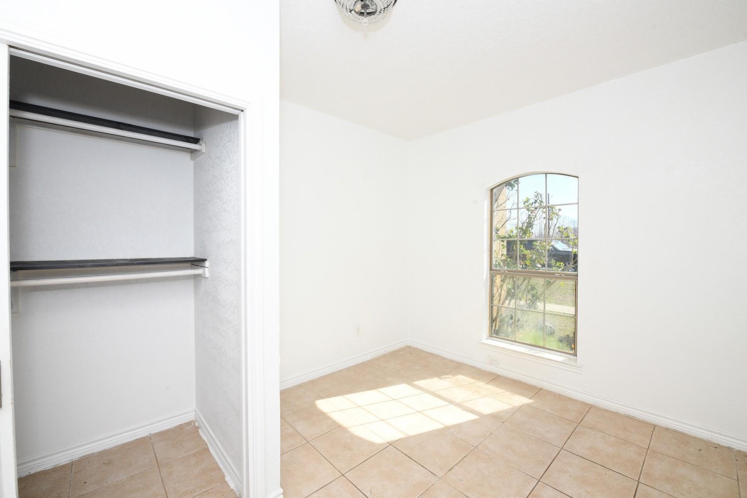 711 Sturgeon Dr, San Marcos, TX 78666