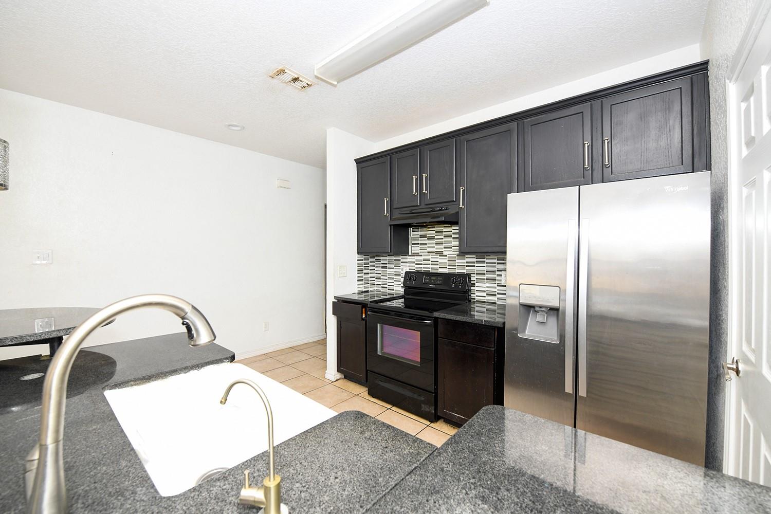 711 Sturgeon Dr, San Marcos, TX 78666