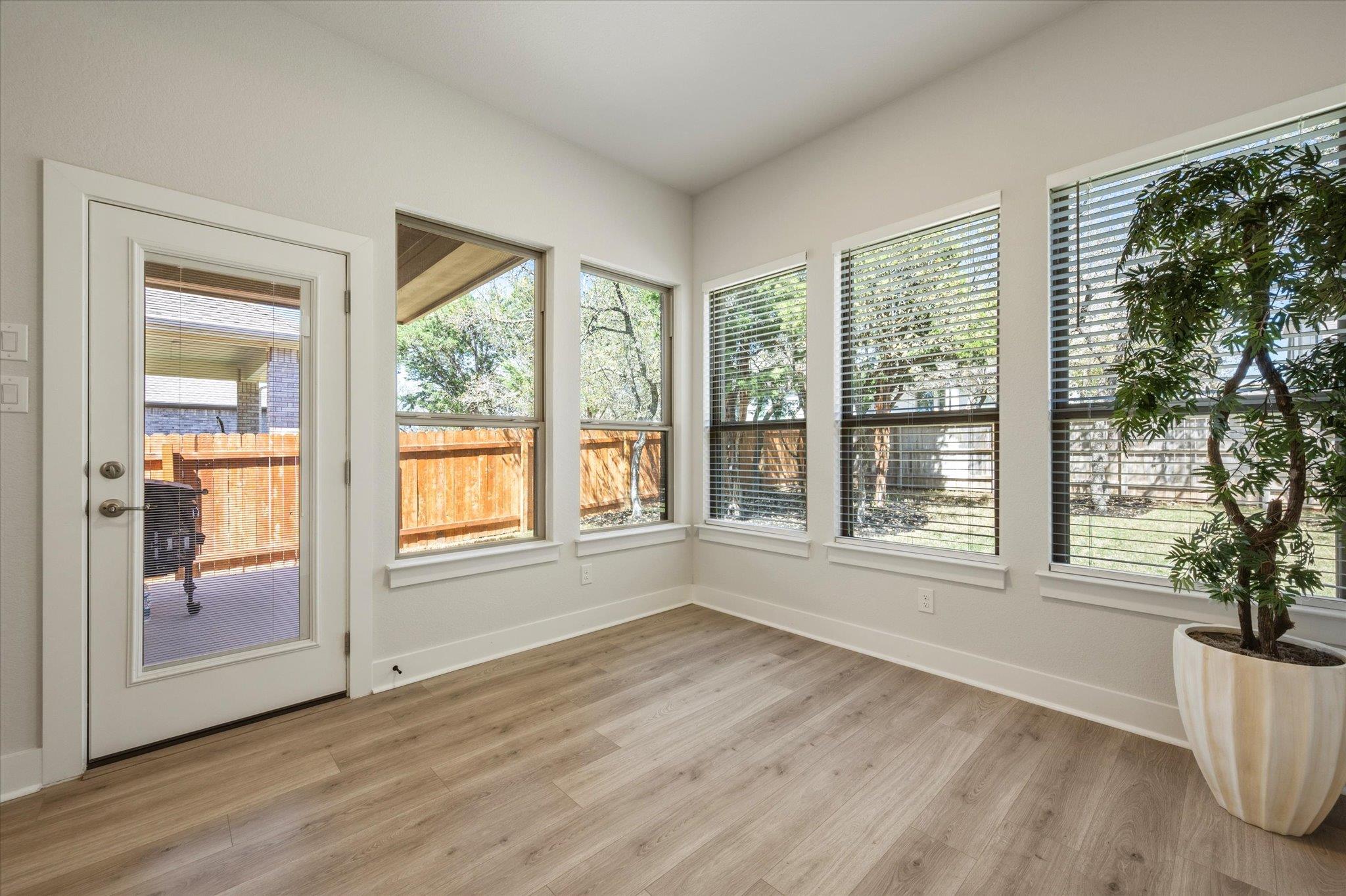 22610 Fountaingrass Ln, Lago Vista, TX 78645