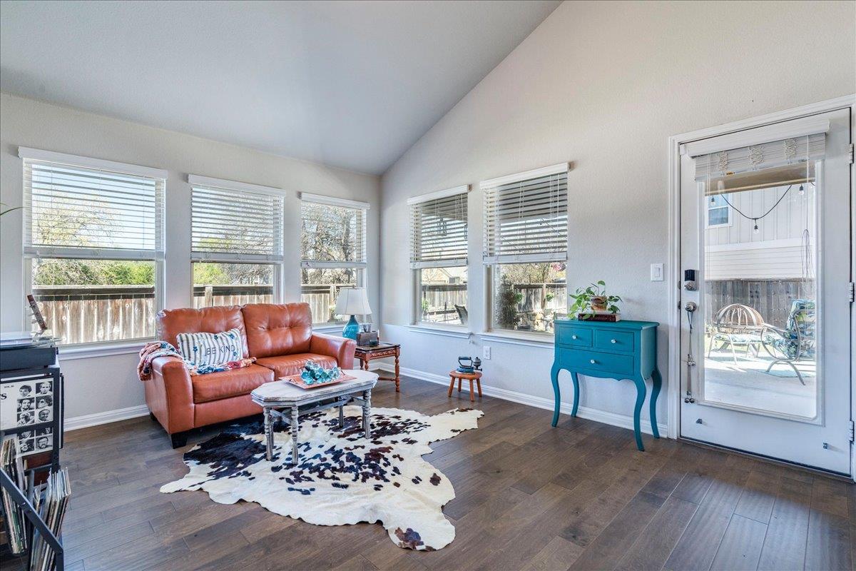 648 Cortona Ln, Georgetown, TX 78628