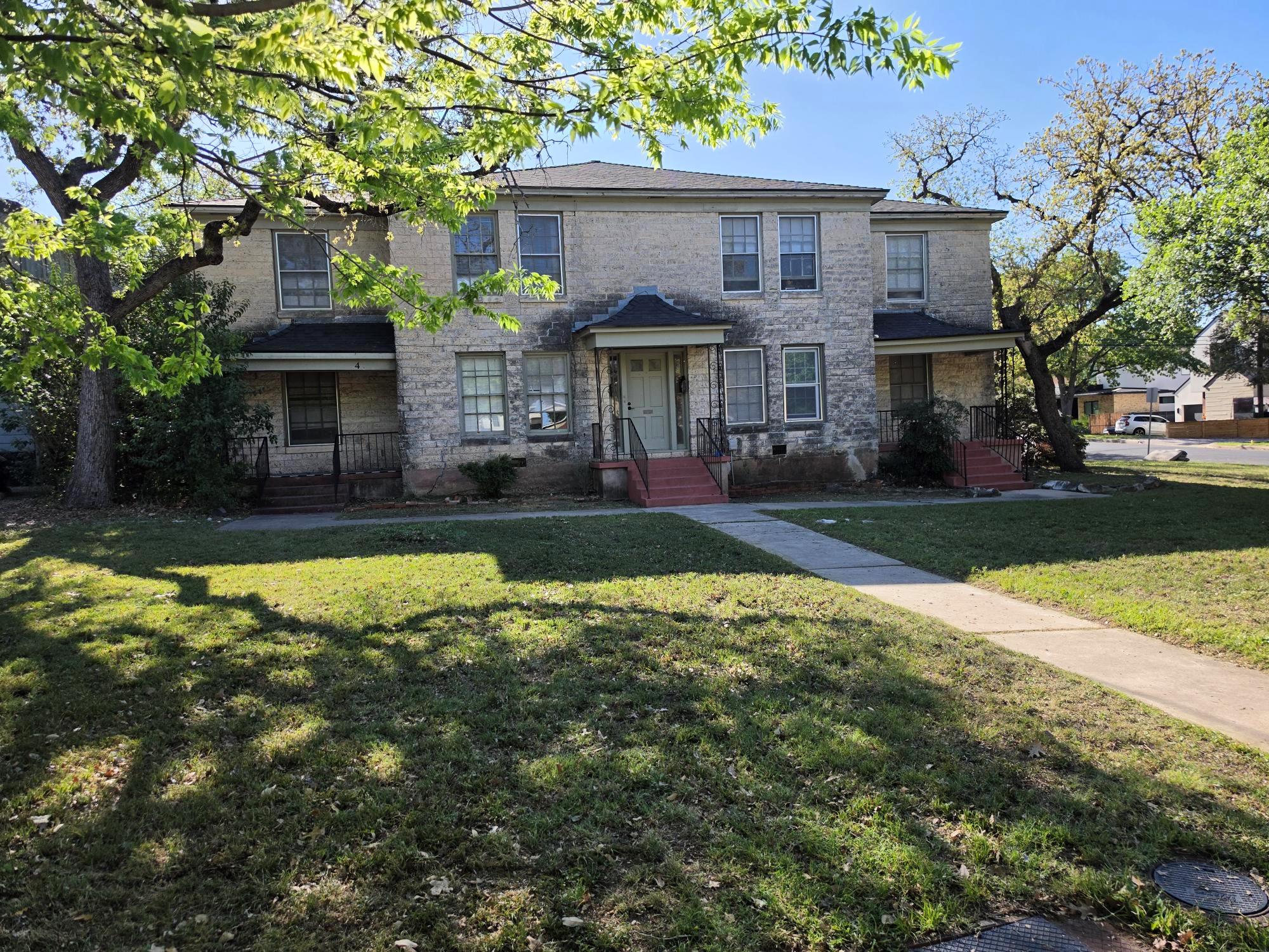 1401 Hartford Rd # 4, Austin, TX 78703