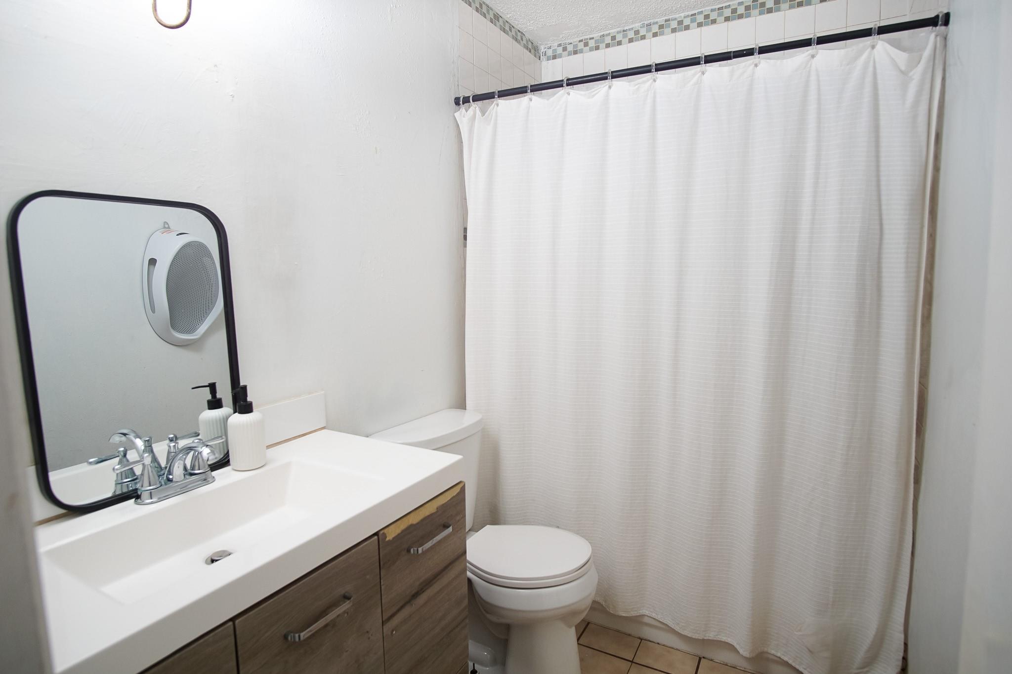 7007 Stonleigh Pl, Austin, TX 78744