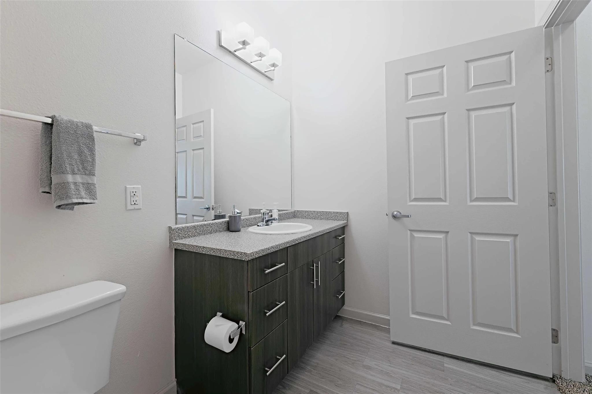 5605 Springdale Rd # 3-3-3322, Austin, TX 78723