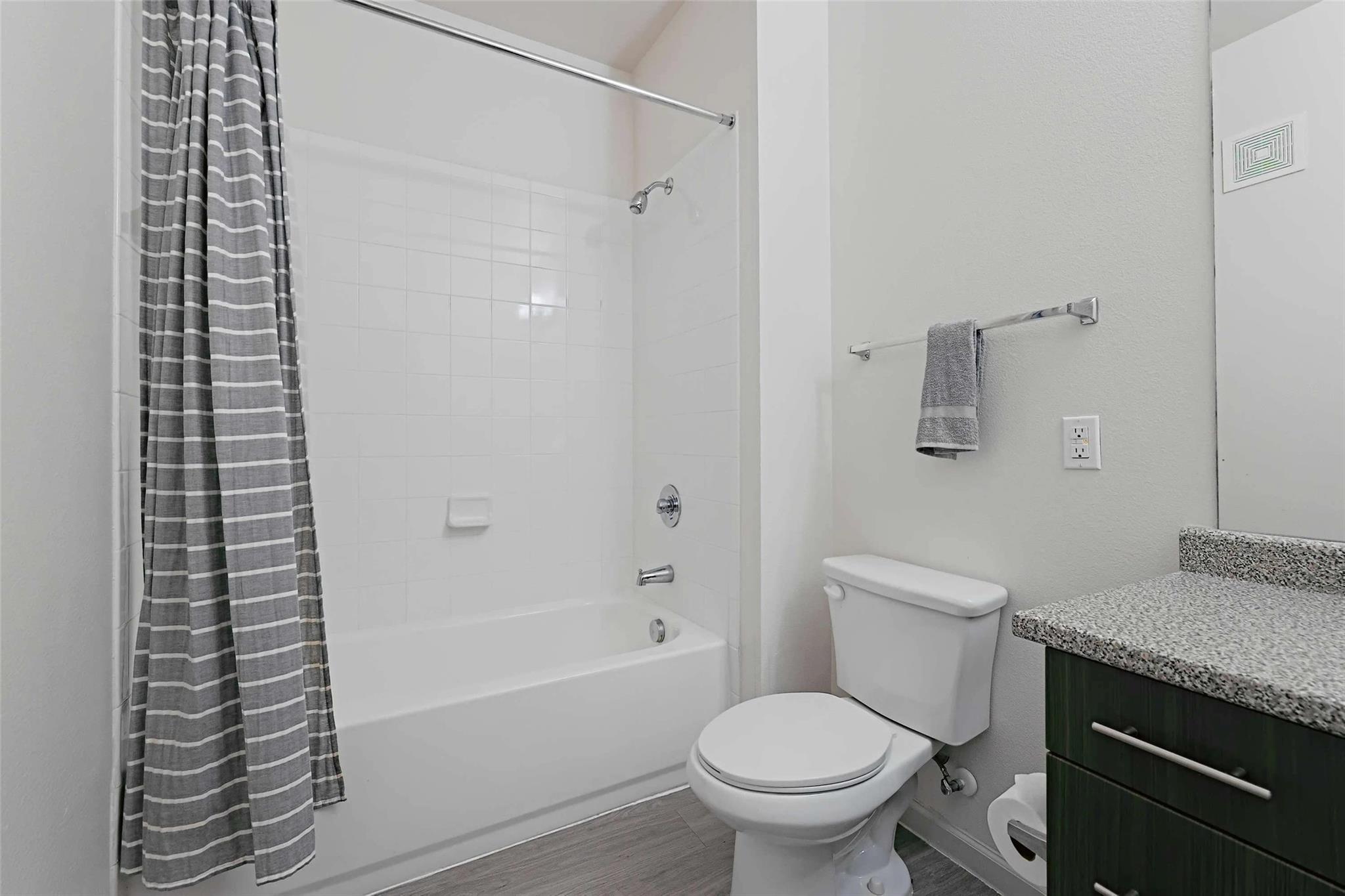 5605 Springdale Rd # 3-3-3322, Austin, TX 78723