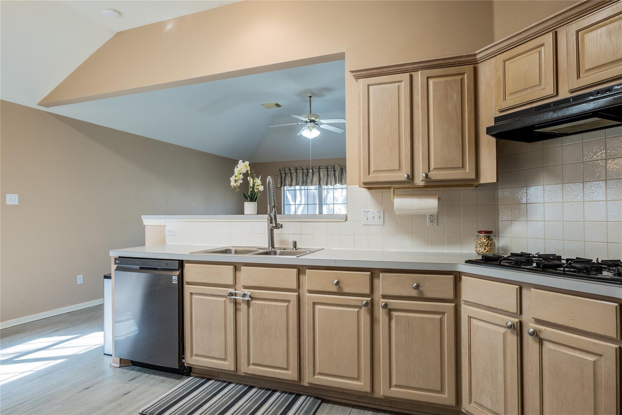 9120 Fainwood Ln, Austin, TX 78749