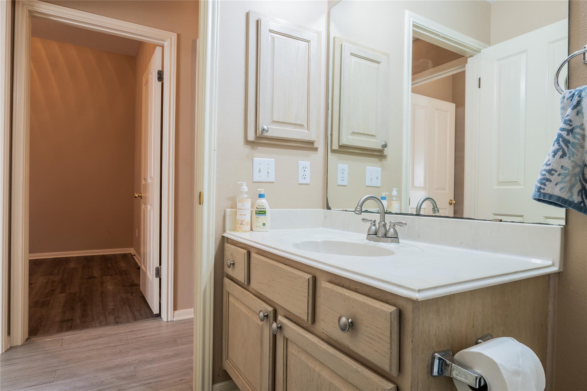 9120 Fainwood Ln, Austin, TX 78749