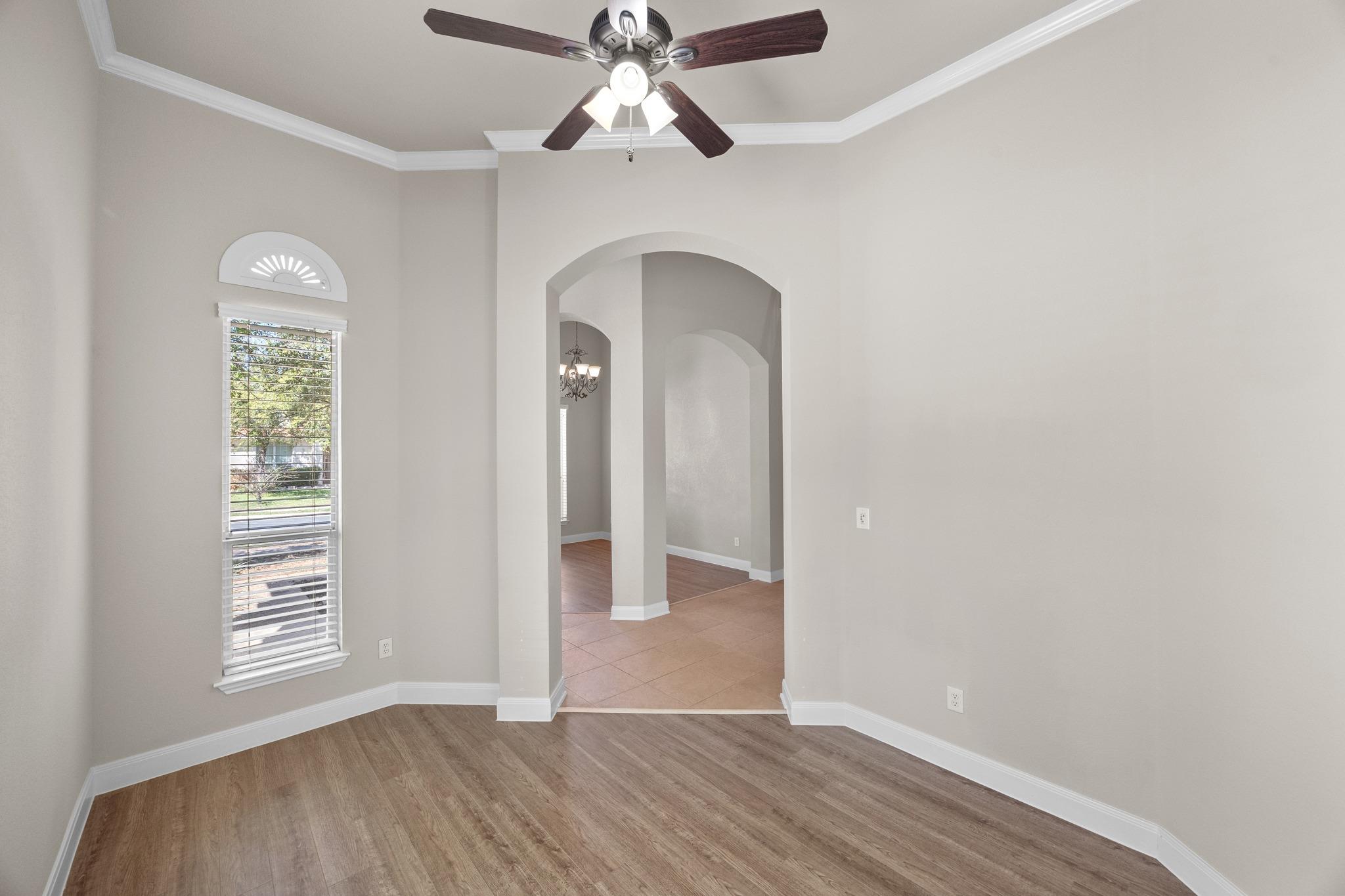 15529 Interlachen Dr, Austin, TX 78717