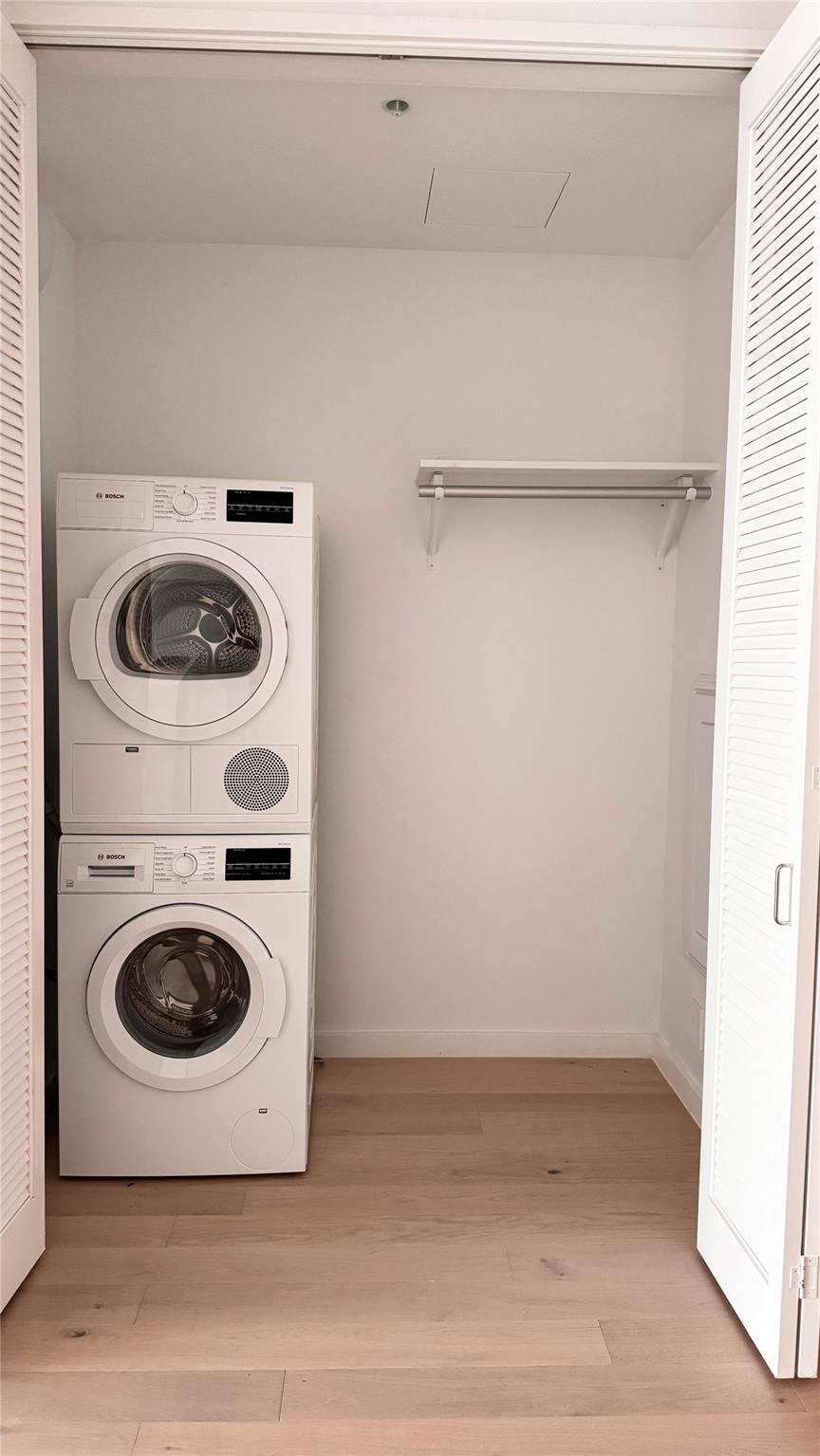 313 W 17th St # 1502, Austin, TX 78701