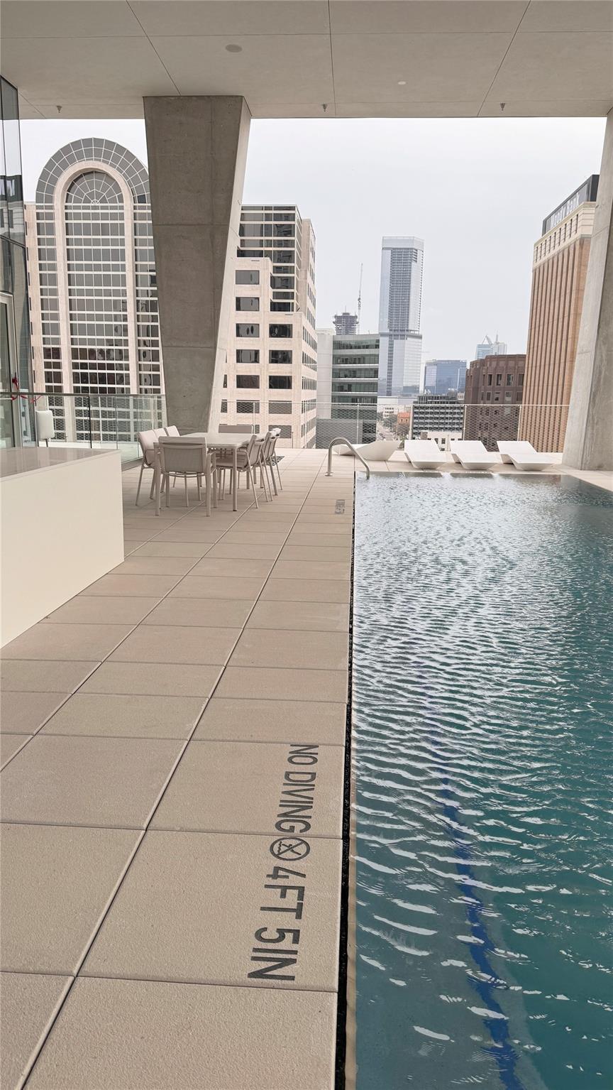 313 W 17th St # 1502, Austin, TX 78701