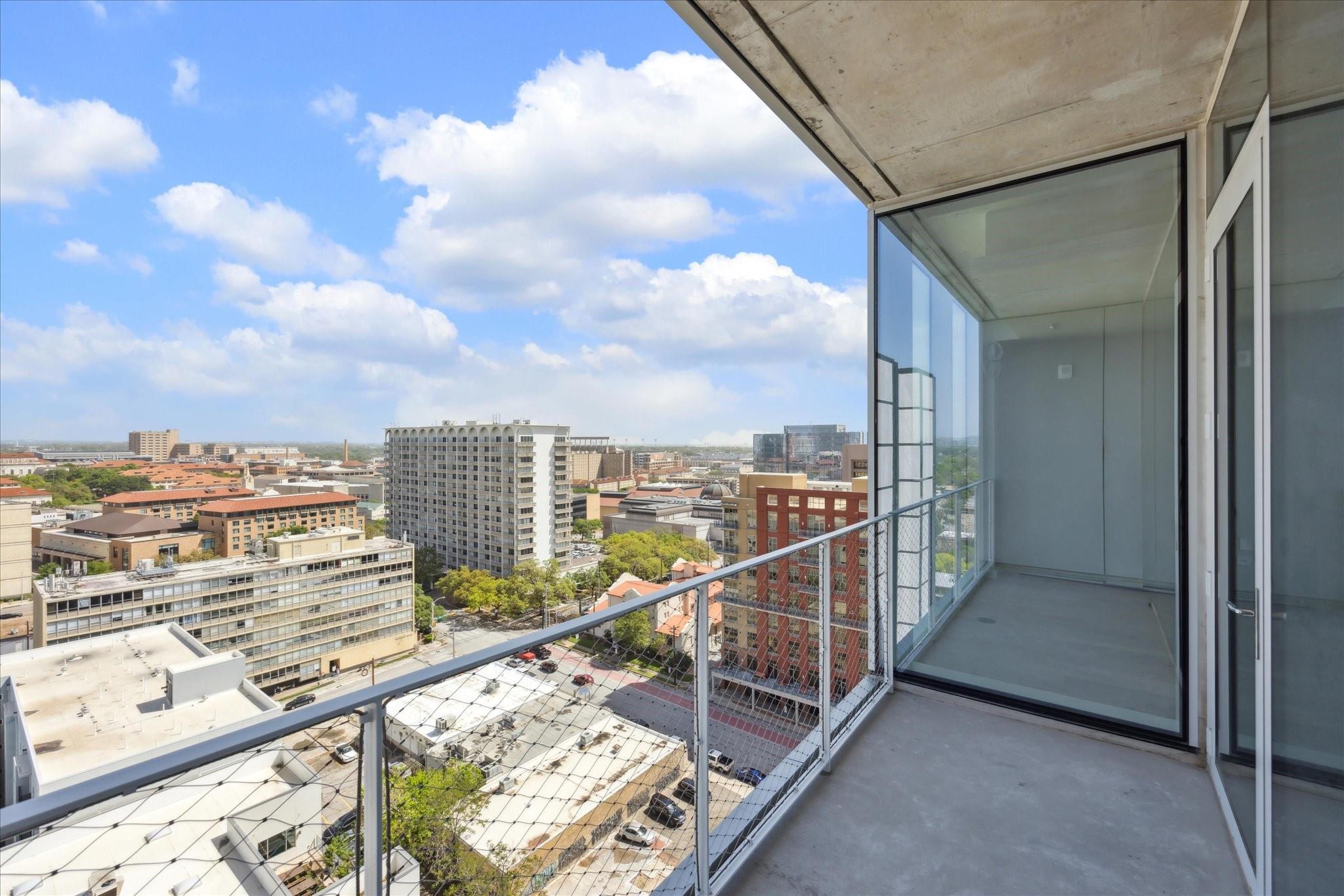 313 W 17th St # 1502, Austin, TX 78701