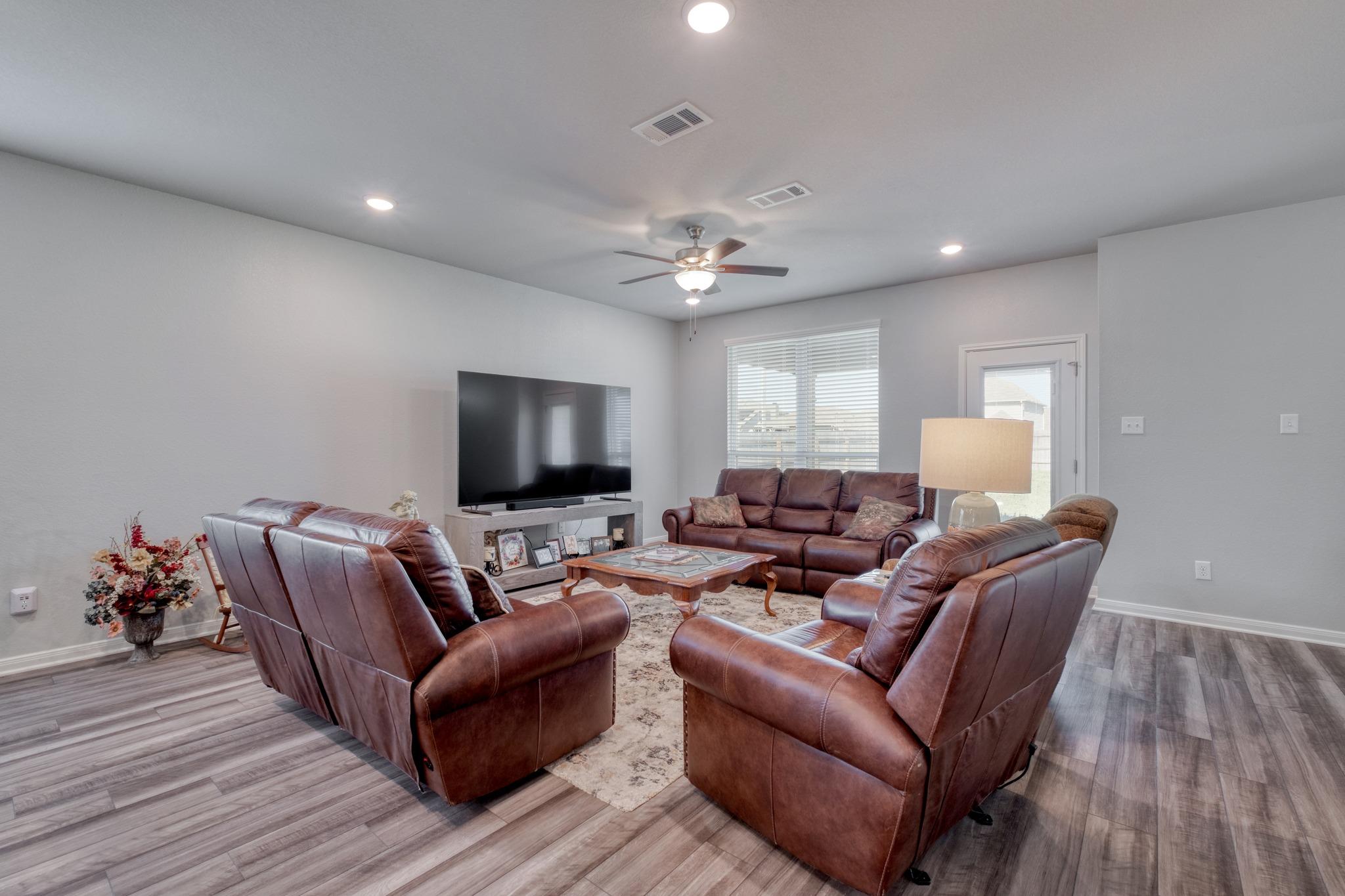 3500 Beutel Rd, Lorena, TX 76655