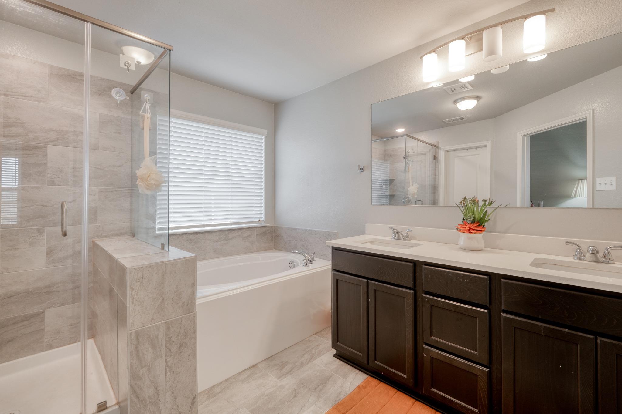 3500 Beutel Rd, Lorena, TX 76655