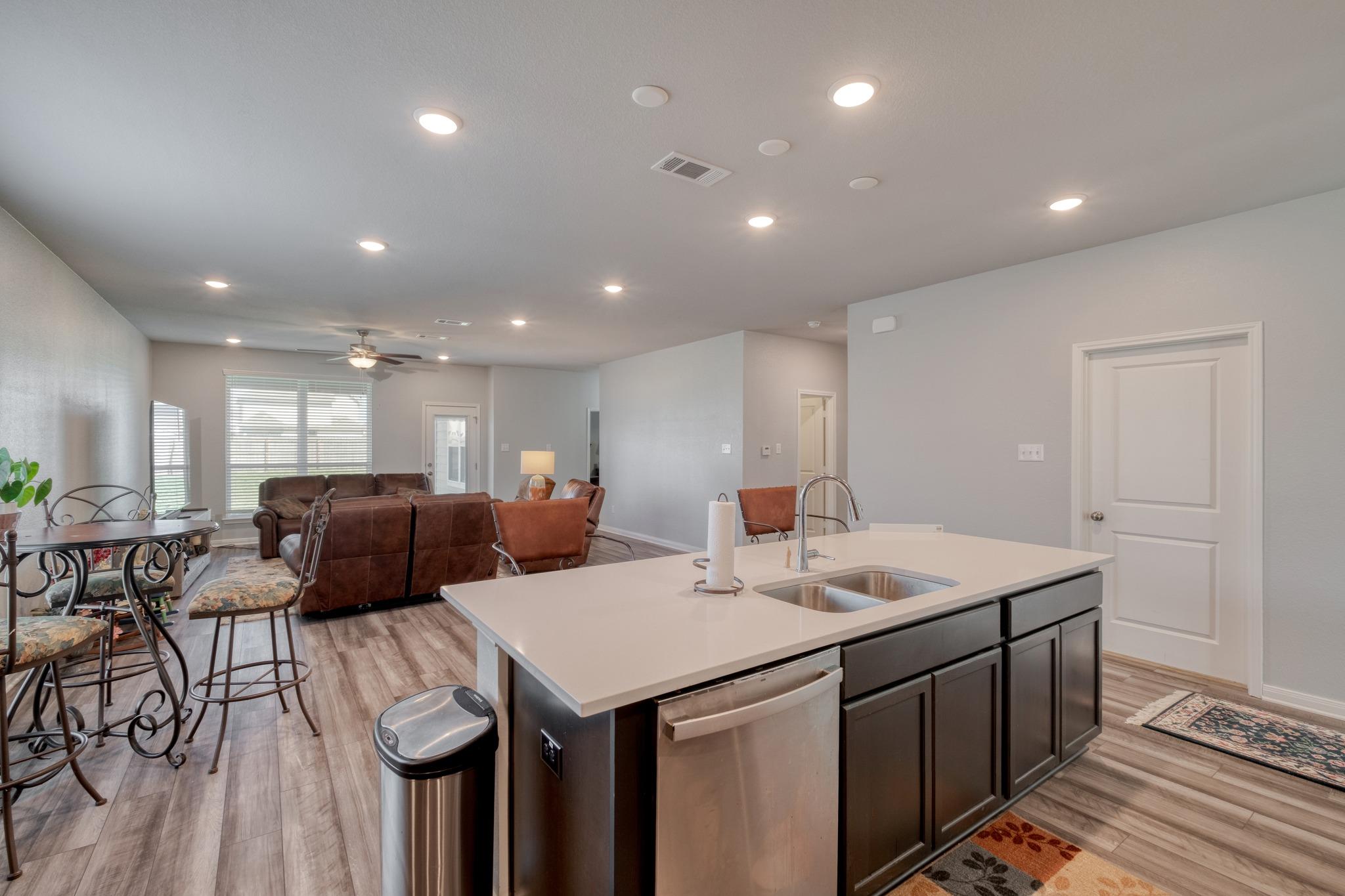 3500 Beutel Rd, Lorena, TX 76655