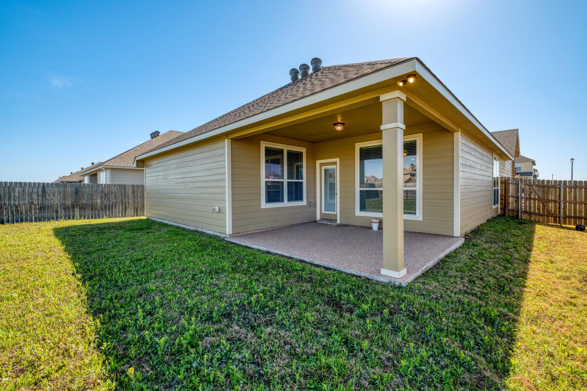 3500 Beutel Rd, Lorena, TX 76655