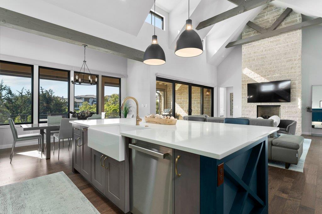 316 Hidden Beacon Bnd, Lakeway, TX 78738