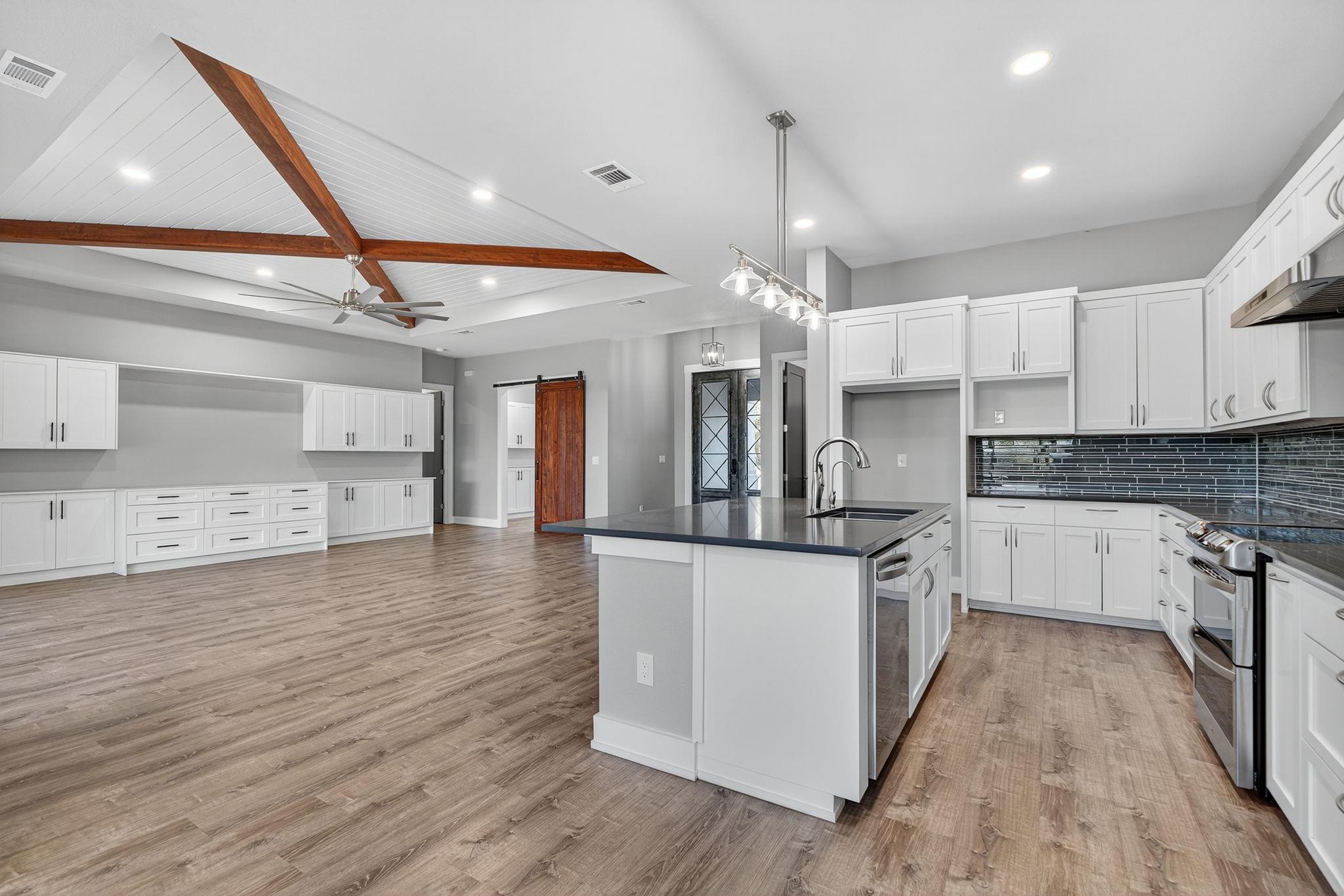 TBD BOGGY FORD Rd, Lago Vista, TX 78645