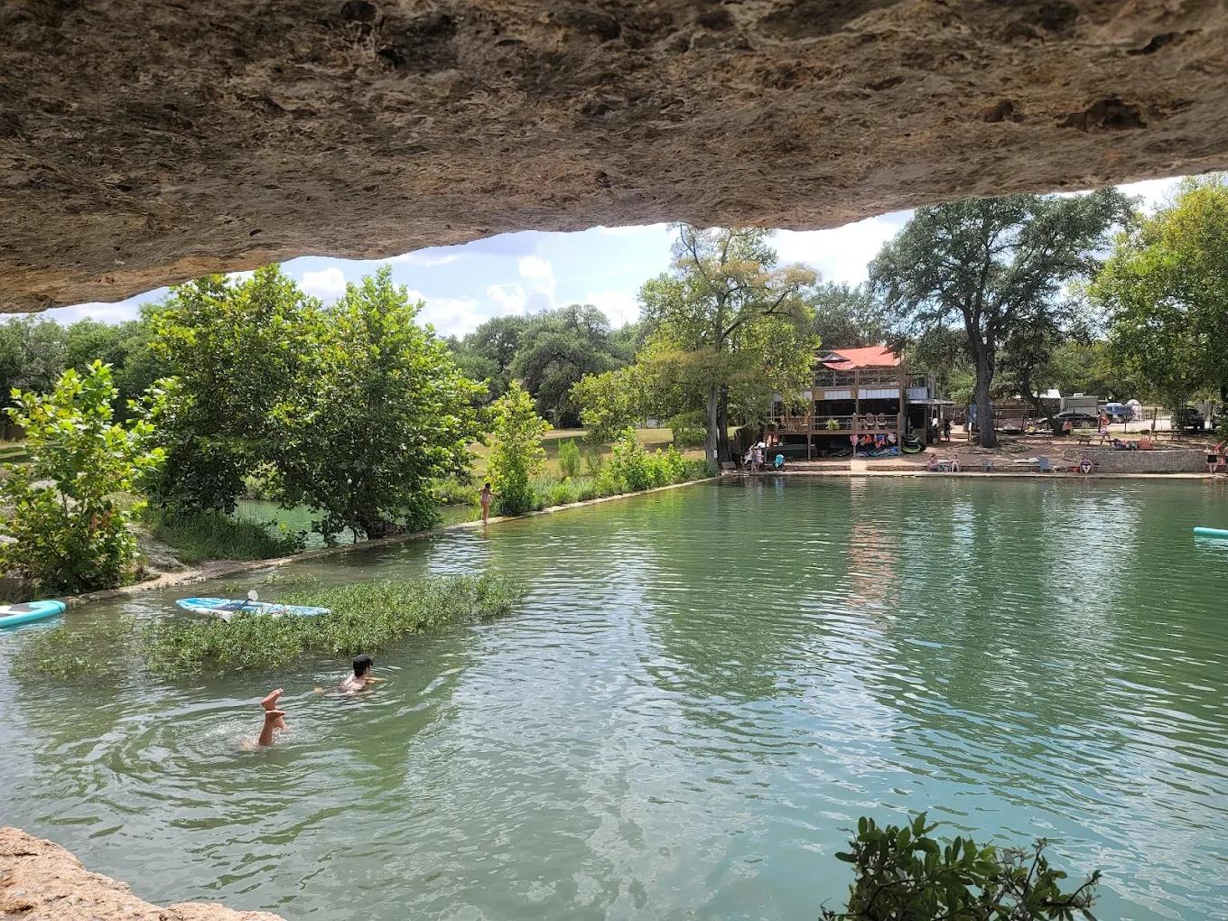 217 Augusta Dr, Wimberley, TX 78676