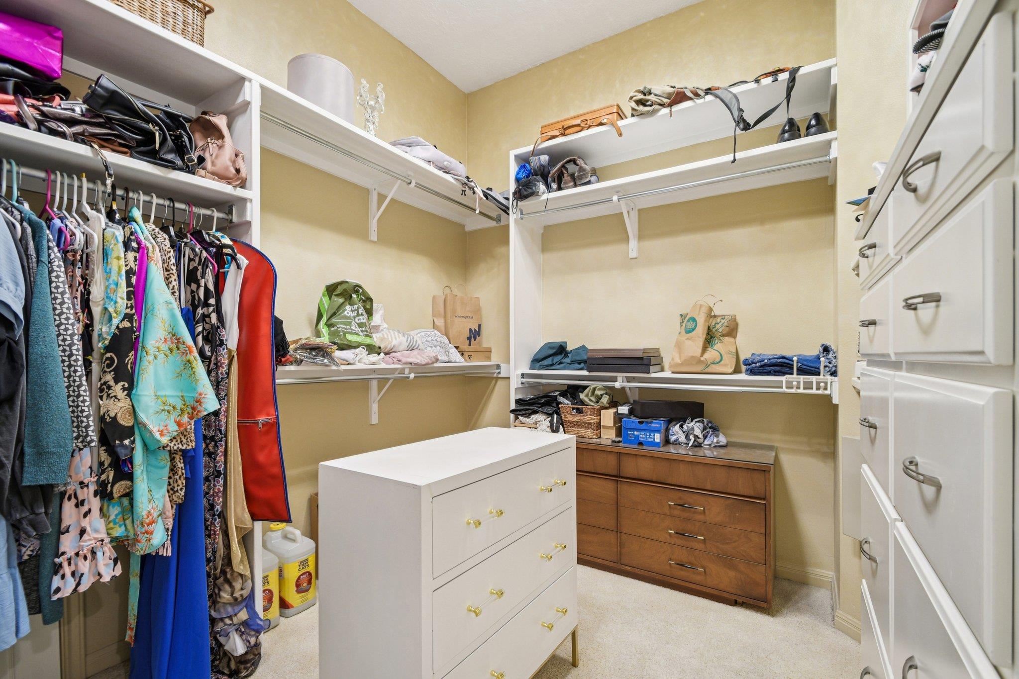 217 Augusta Dr, Wimberley, TX 78676