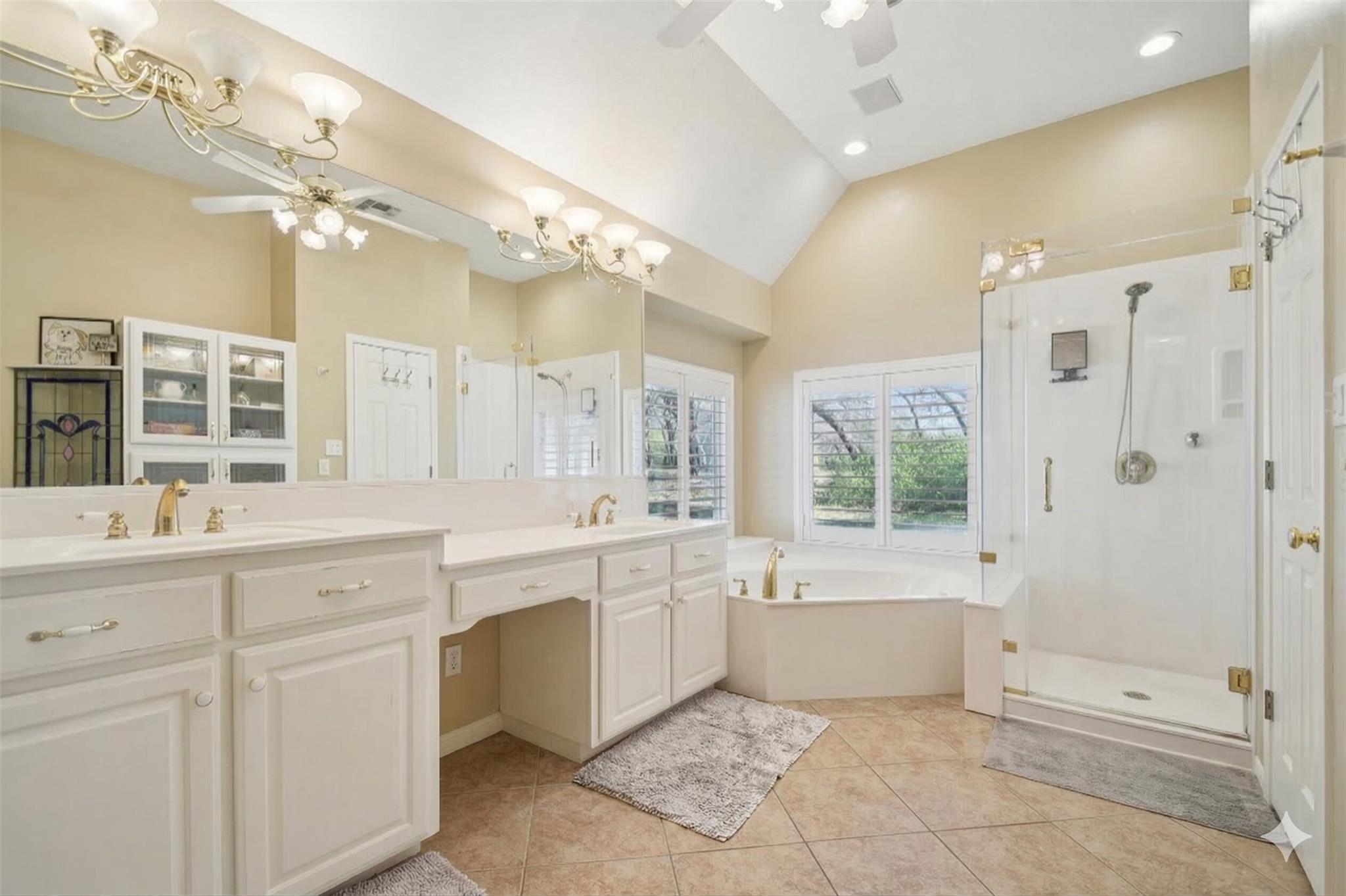 217 Augusta Dr, Wimberley, TX 78676