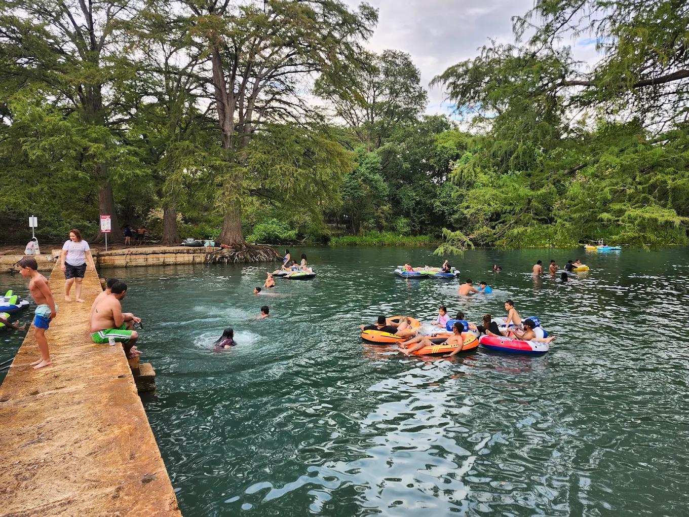 217 Augusta Dr, Wimberley, TX 78676