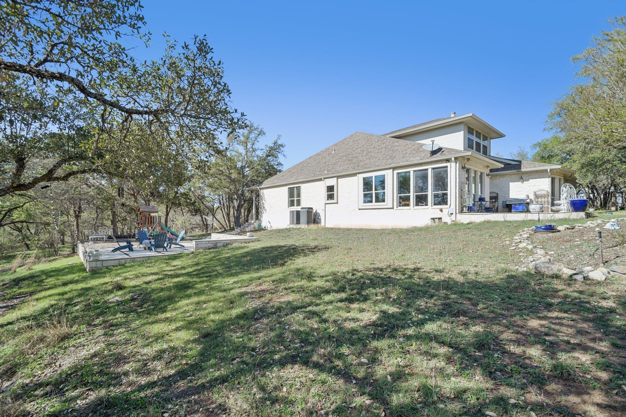 217 Augusta Dr, Wimberley, TX 78676